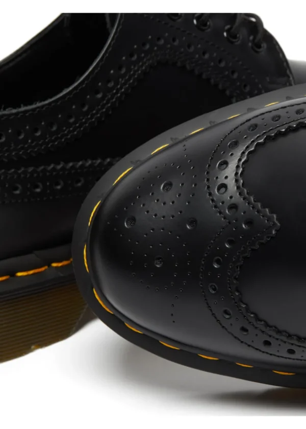 Dr. Martens 3989 Smooth Leather Brogues Shoes Black