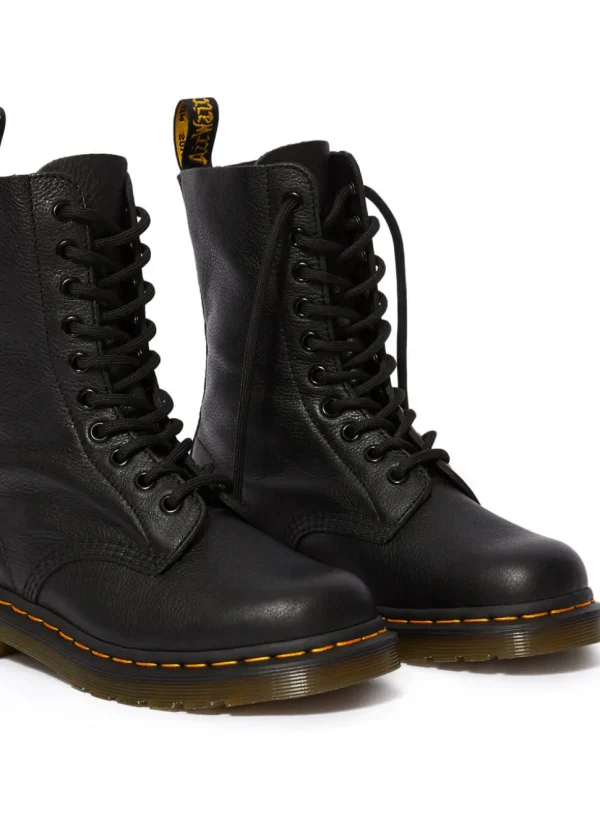 Dr. Martens 1490 Virginia Leather Boots Black