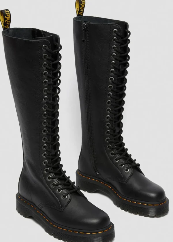 Dr. Martens 1B60 Bex Pisa 20-Gaats Platform Boots Black