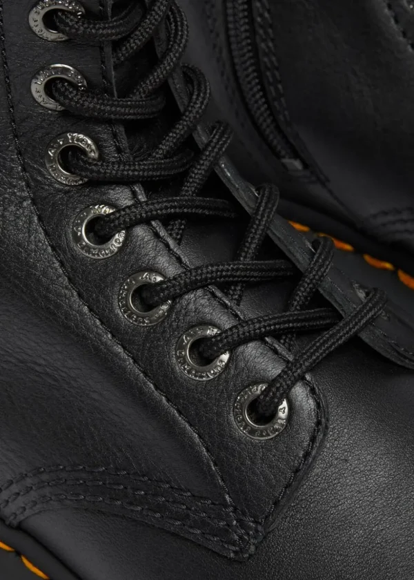 Dr. Martens 1B60 Bex Pisa 20-Gaats Platform Boots Black