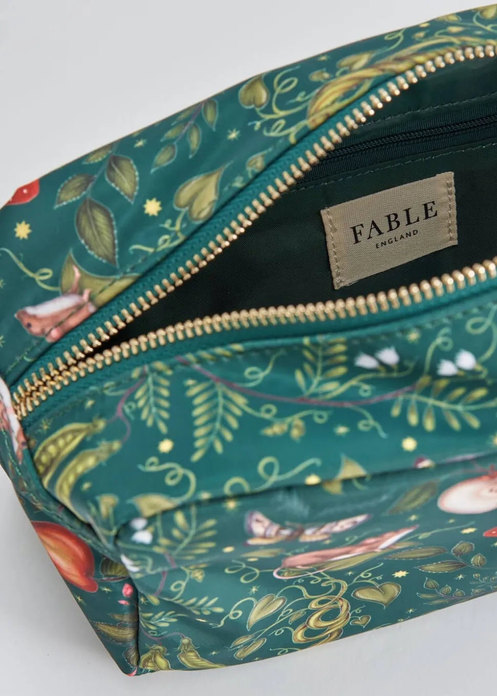 fable_england_into_the_wo_4.webp Fable England Into The Woods Travelbag Green