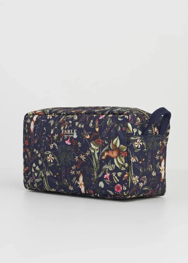 Fable England Wolf Garden Travel Pouch Navy