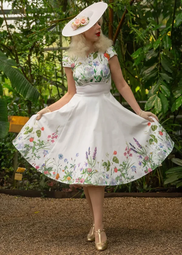 Hearts & Roses Autumn Floral 50's Swing Dress White