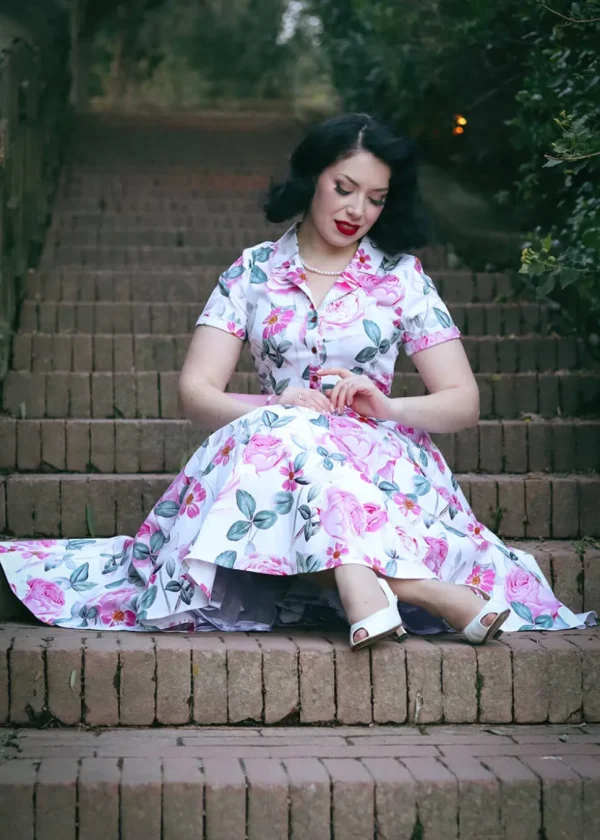 Hearts & Roses Luella Floral 50's Swing Dress White