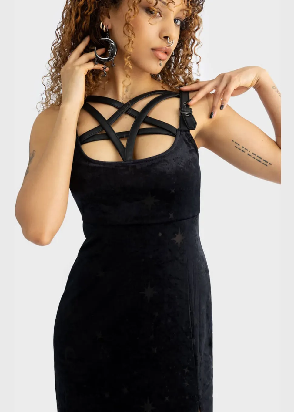 killstar_coma_star_velvet_4.webp Killstar Coma Star Velvet Maxi Dress Black