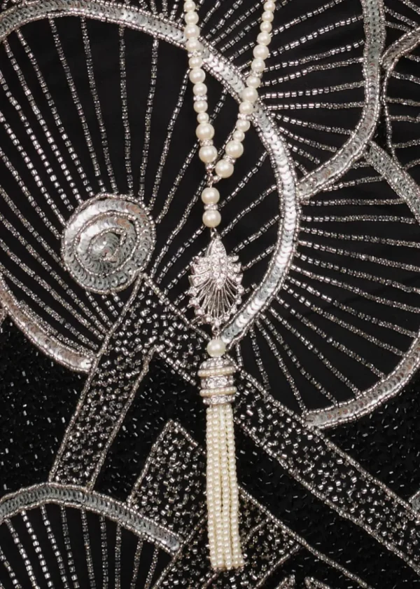 Love Vintage Art Deco Tassel 20's Necklace Cream