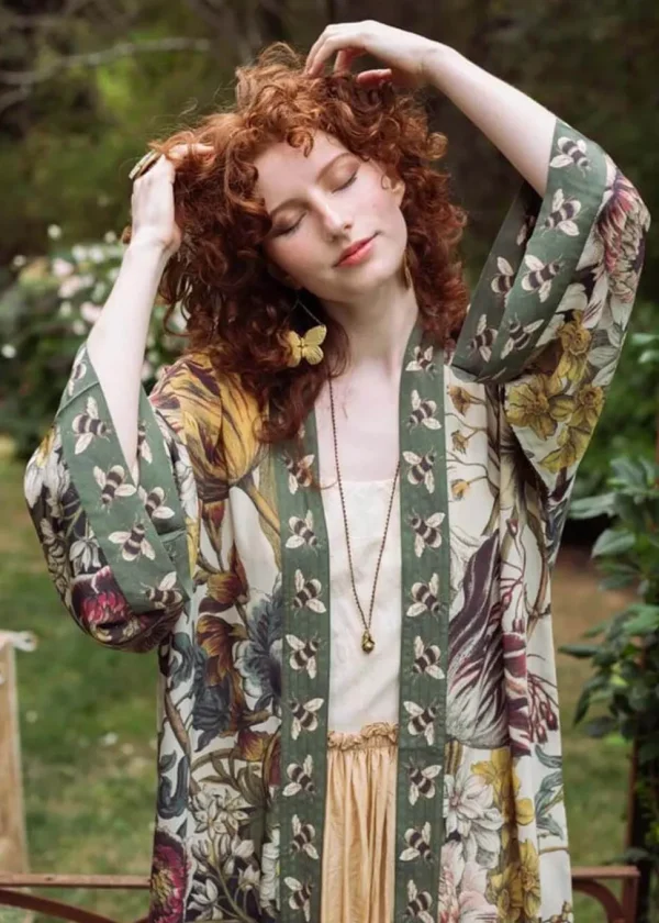 Market Of Stars Love Grows Wild Long Kimono