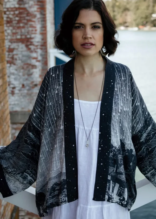 Market Of Stars Stargazer Falling Stars Short Kimono Black