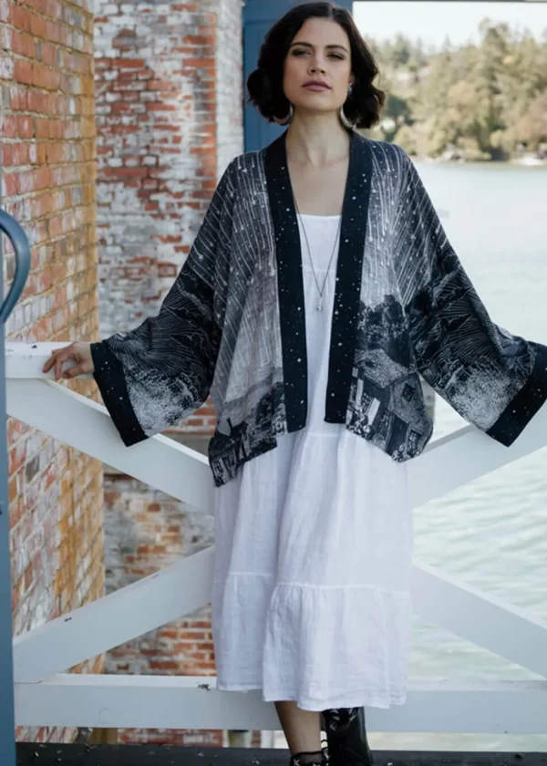 Market Of Stars Stargazer Falling Stars Short Kimono Black