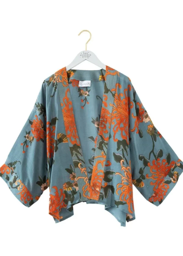 One Hundred Stars Chrysanthemum Short Kimono Grey