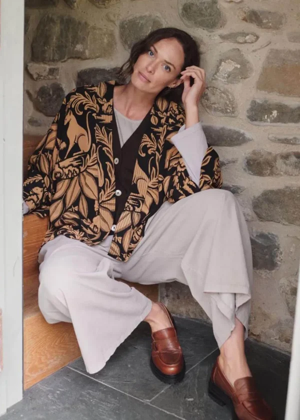 One Hundred Stars Sphinx Crepe Short Kimono Black