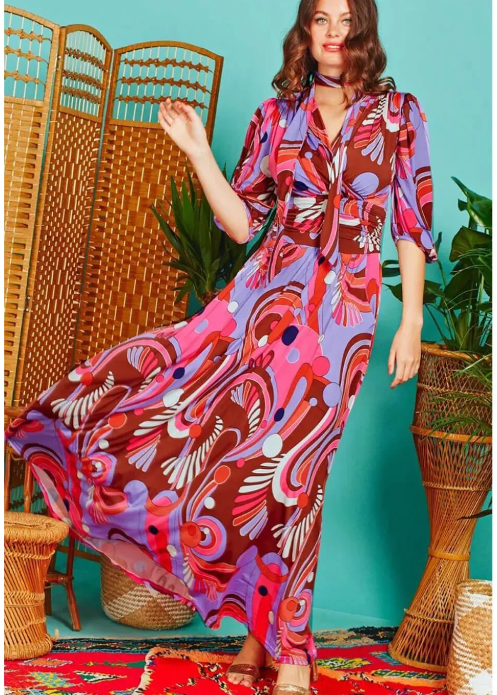 onjenu_deborah_sugar_love_0.webp Onjenu Deborah Sugar Love 70's Maxi Dress Multi