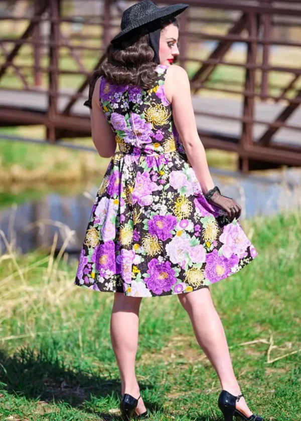 Retrolicious Vintage Floral 50's Swing Dress Purple