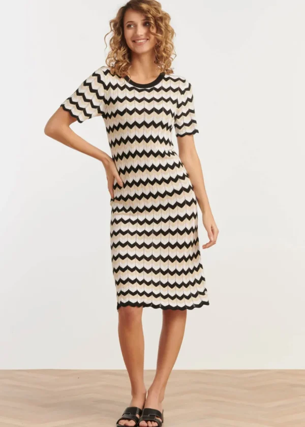 Smashed Lemon Hypnotizing Knitted Dress Sand Black