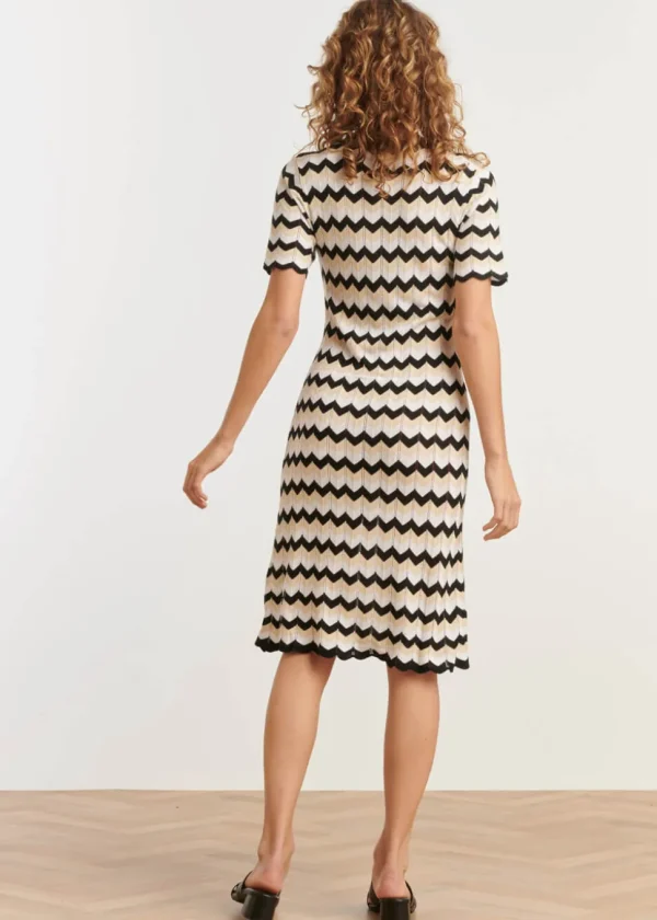 Smashed Lemon Hypnotizing Knitted Dress Sand Black