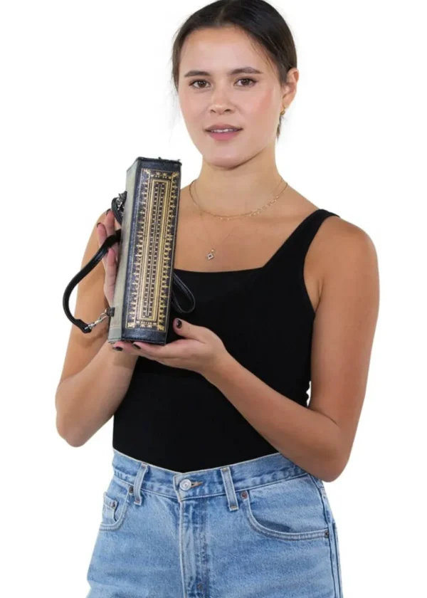 Succubus Bags The Witches Companion Book Shoulderbag Black