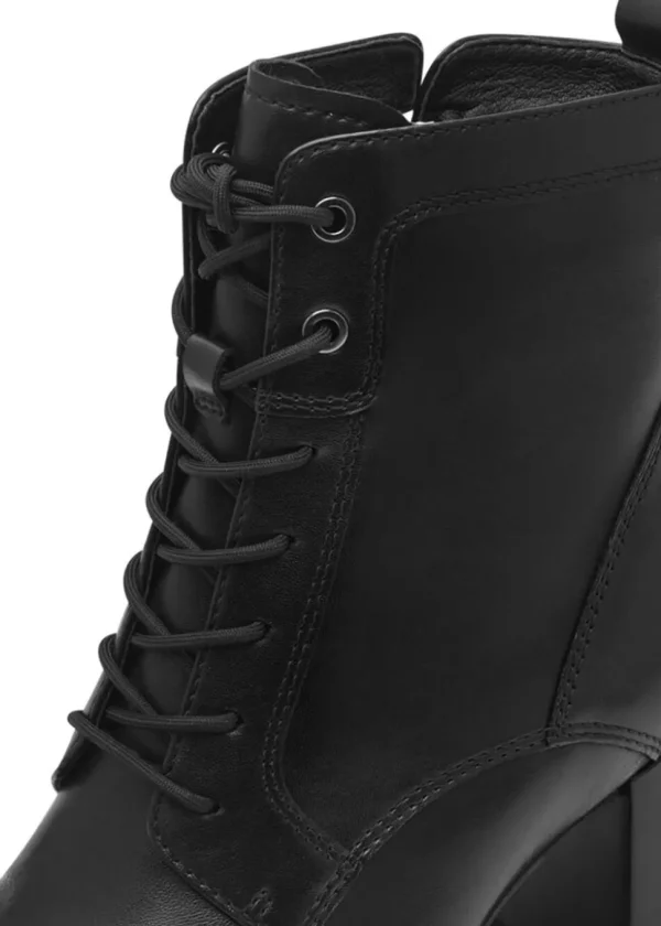 Tamaris Ruth 60's Leather Boots Black