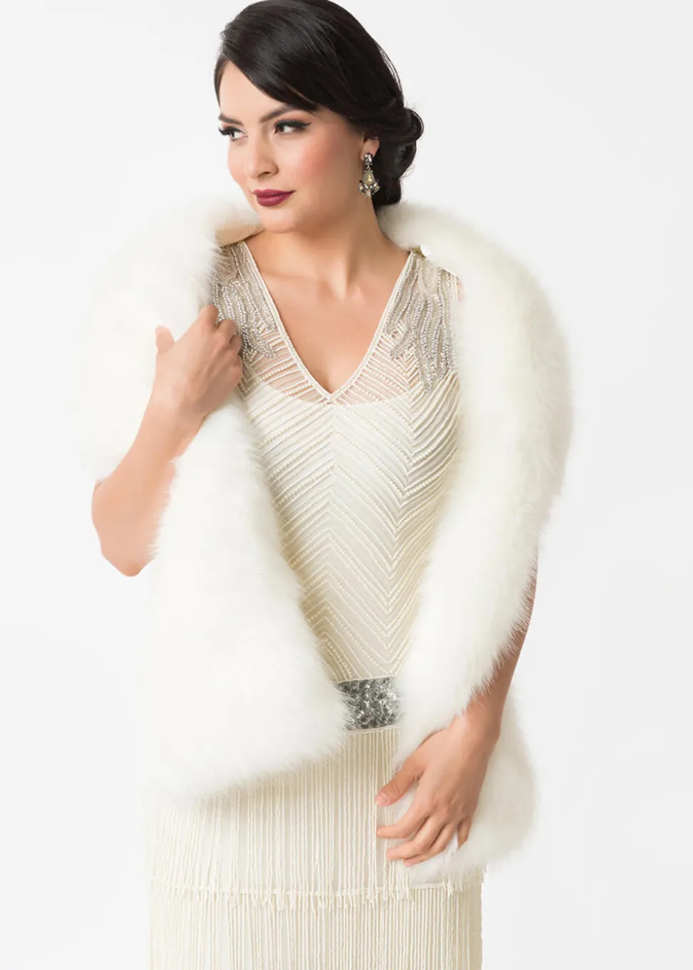 unique_vintage_faux_fur_s_2-1.webp Unique Vintage Faux Fur Stola White