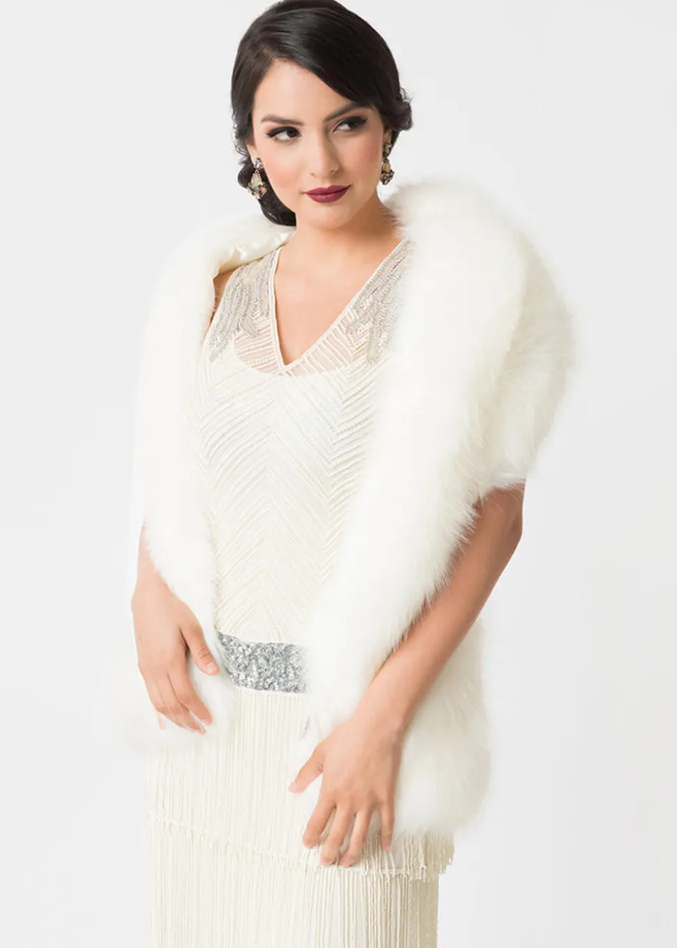 unique_vintage_faux_fur_s_3.webp Unique Vintage Faux Fur Stola White