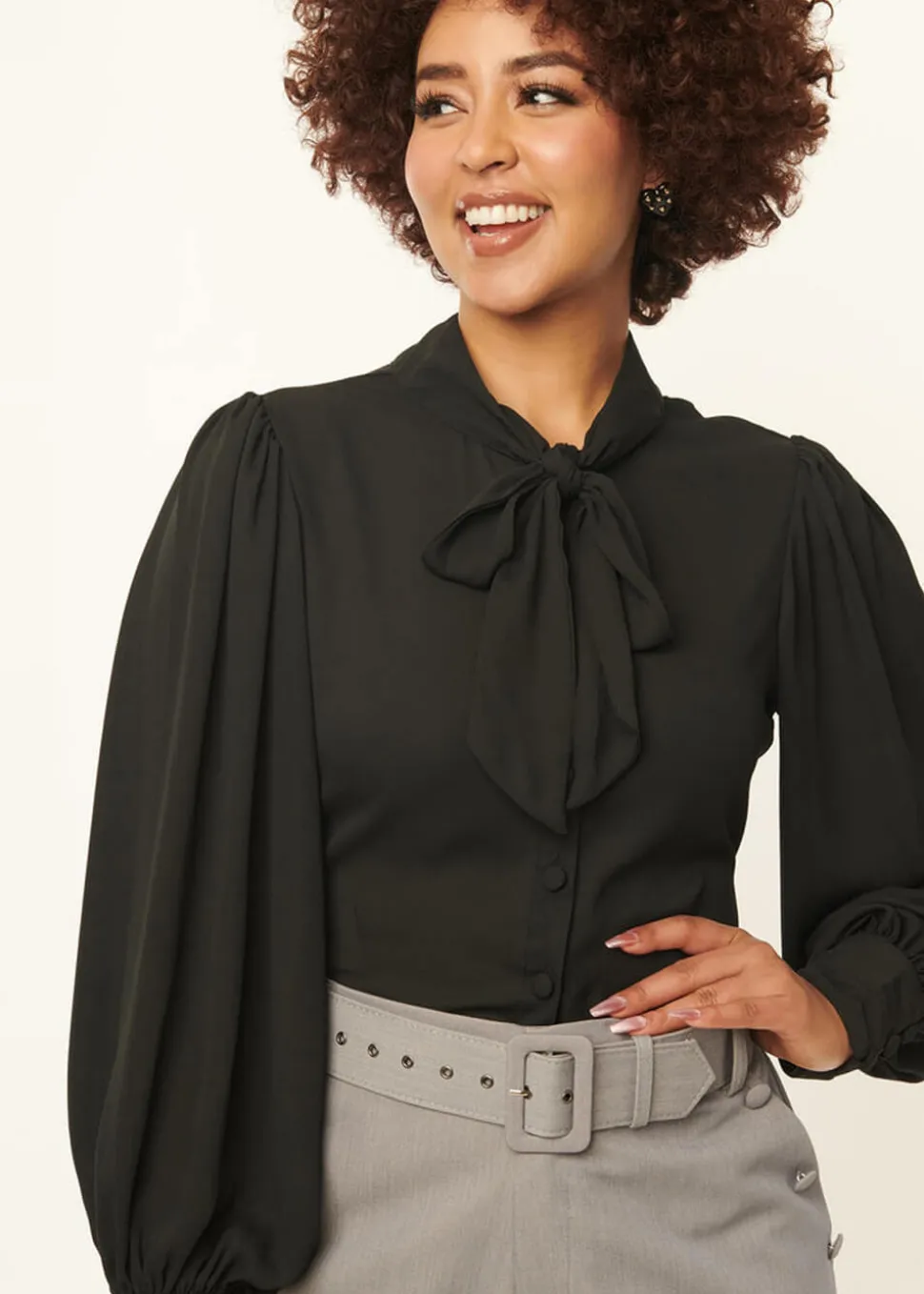 Unique Vintage Gwen 40's Blouse Black