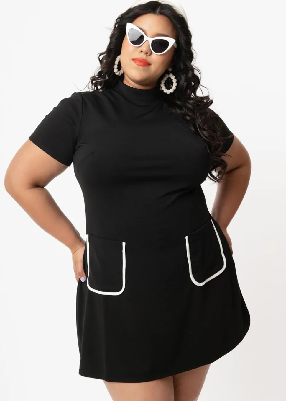 unique_vintage_smak_parlo_1-1.webp Unique Vintage Smak Parlor Wave Maker 60's Mod Dress Black