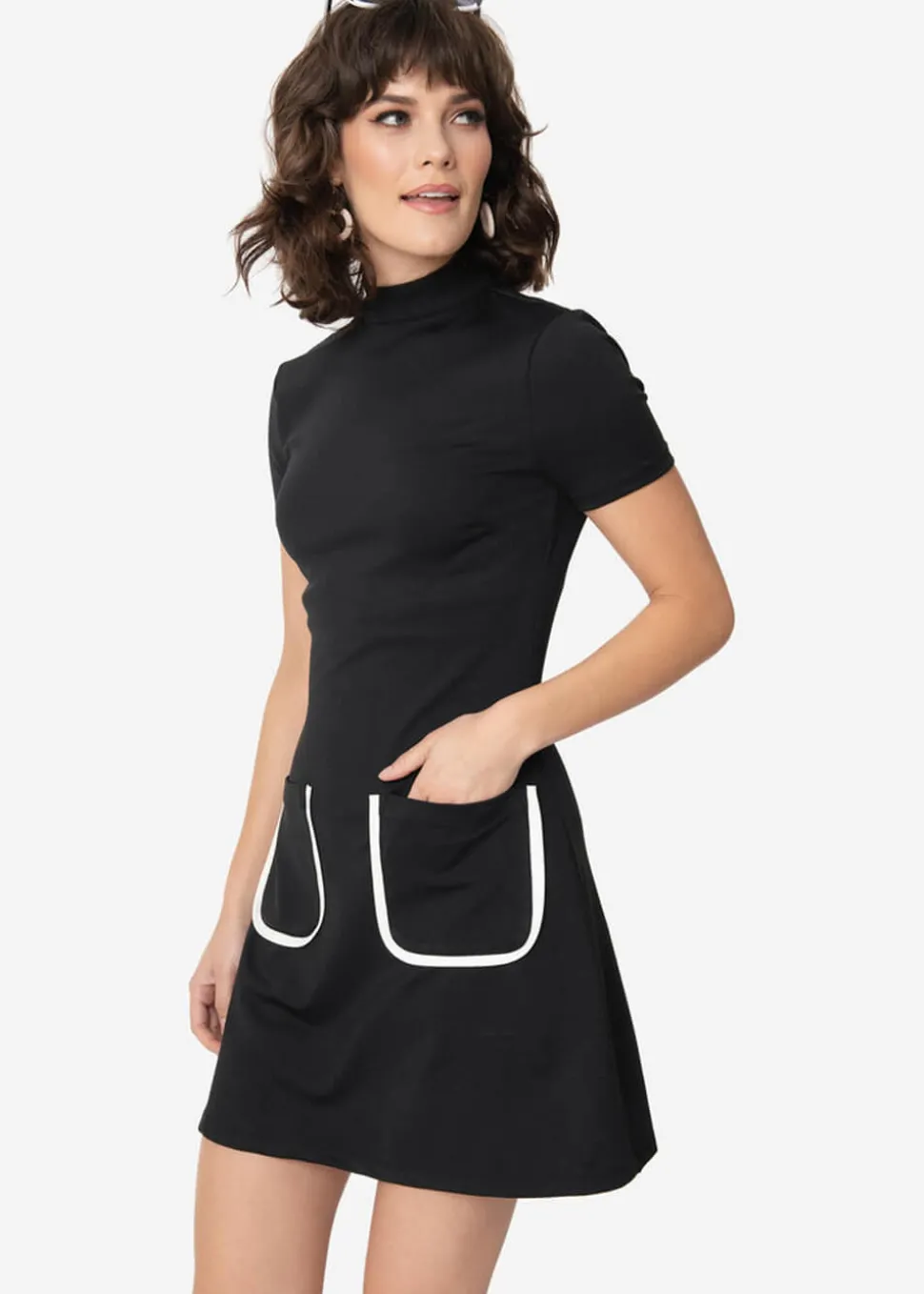 unique_vintage_smak_parlo_4-1.webp Unique Vintage Smak Parlor Wave Maker 60's Mod Dress Black