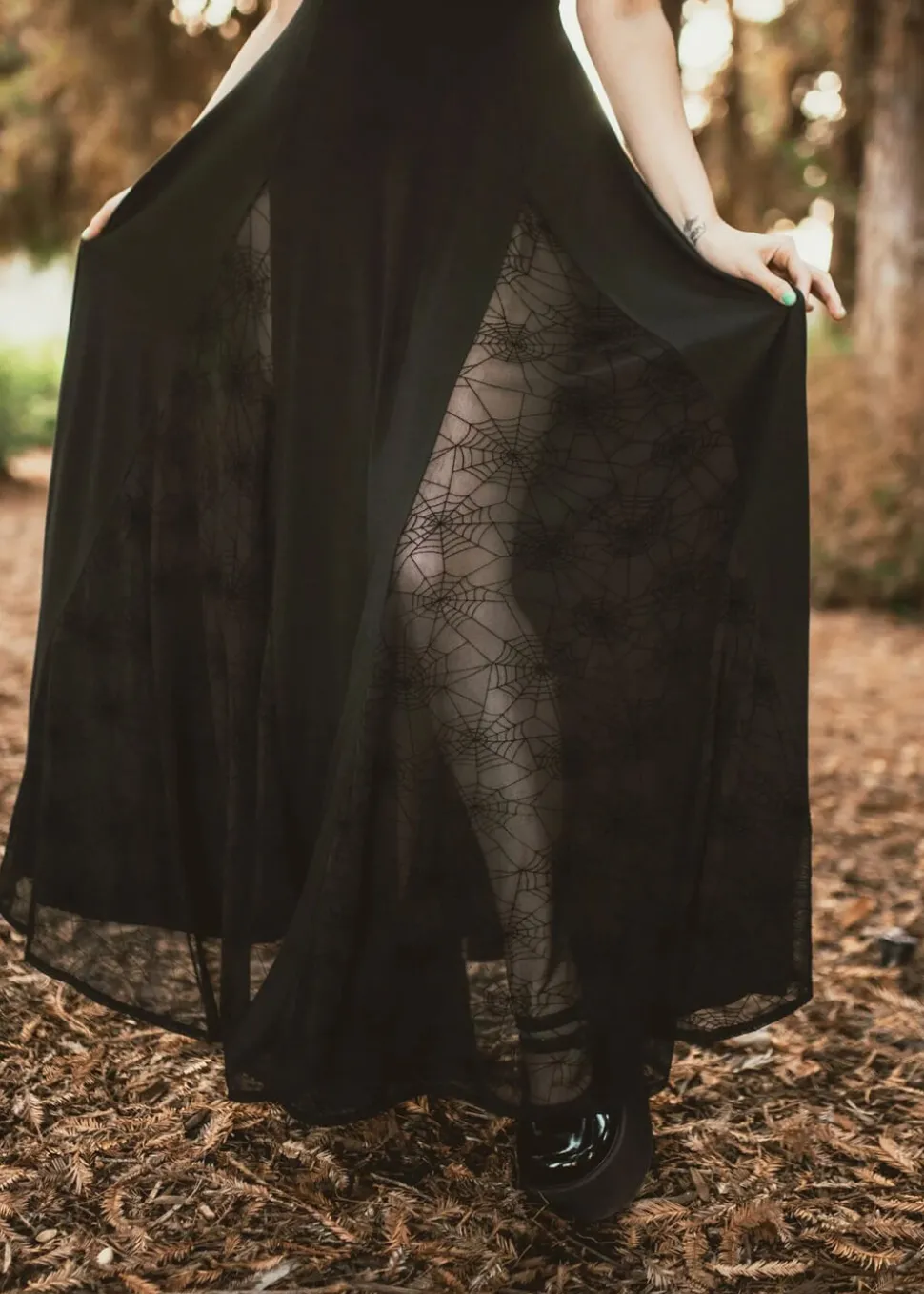weasel_wear_arachnophobia_1.webp Weasel Wear Arachnophobia Spiderweb Maxi Dress Black